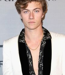 LUCKY BLUE SMITH - AMERICAN MODEL 619f92014afd8.jpg