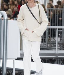 LUCKY BLUE SMITH - AMERICAN MODEL 619f921d6b03a.jpg