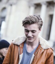 LUCKY BLUE SMITH - AMERICAN MODEL 619f927e8b4d1.jpg