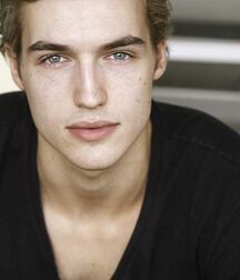 TREVOR STINES - AMERICAN MODEL 61a1a96e48da3.jpg