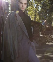 TREVOR STINES - AMERICAN MODEL 61a1a9a6be719.jpg