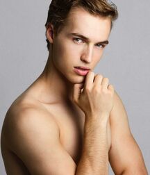 TREVOR STINES - AMERICAN MODEL 61a1a9c74b705.jpg