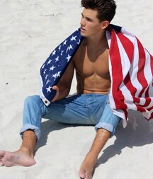 GORDON WINARICK - ACTOR AND AMERICAN MODEL 61a235db97f35.jpg