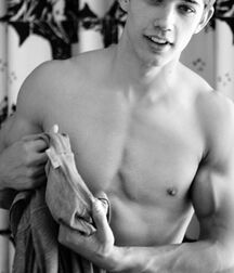 BENJAMIN (BEN) BOWERS - AMERICAN MODEL 61a4b10584ae1.jpg