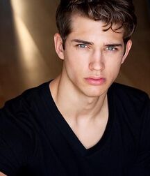 BENJAMIN (BEN) BOWERS - AMERICAN MODEL 61a4b1138f190.jpg