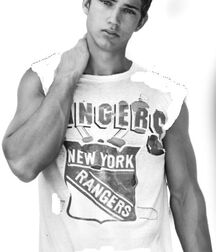 BENJAMIN (BEN) BOWERS - AMERICAN MODEL 61a4b11e6a246.jpg