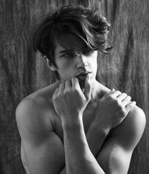 BENJAMIN (BEN) BOWERS - AMERICAN MODEL 61a4b14ae9f8f.jpg