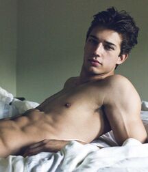 BENJAMIN (BEN) BOWERS - AMERICAN MODEL 61a4b1611f90f.jpg
