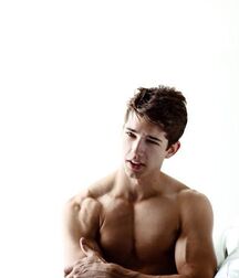 BENJAMIN (BEN) BOWERS - AMERICAN MODEL 61a4b1a9f3140.jpg
