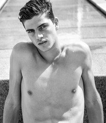LUCAS PRADA GOES - SPANISH MODEL 61adf8ec908d8.jpg