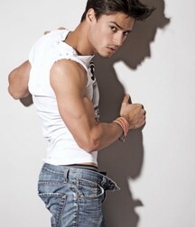 ALEX BECHET - SWEDISH FASHION MODEL 61b206d10d7cf.jpg