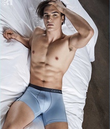 MATTHEW TERRY - AMERICAN MODEL 61b46bdce1735.jpg