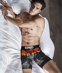 MATTHEW TERRY - AMERICAN MODEL 61b46be47bb80.jpg