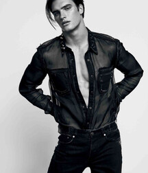 MATTHEW TERRY - AMERICAN MODEL 61b46c10debc0.jpg