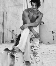 MATTHEW TERRY - AMERICAN MODEL 61b46c200740a.jpg