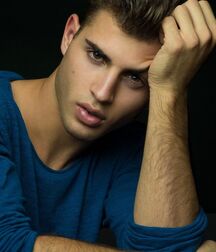 HUMBERT CLOTET - SPANISH MALE MODEL 61b5a30fd42a6.jpg