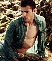 HUMBERT CLOTET - SPANISH MALE MODEL 61b5a316efe65.jpg