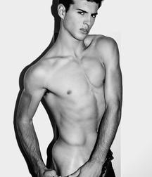 HUMBERT CLOTET - SPANISH MALE MODEL 61b5a346521c6.jpg
