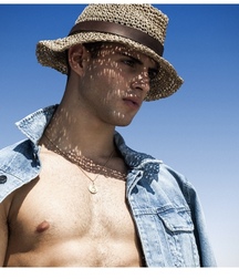 HUMBERT CLOTET - SPANISH MALE MODEL 61b5a389230ec.jpg