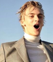 DOMINIK SADOCH - POLISH TOP MODEL 61b820f32bc6c.jpg