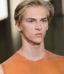 DOMINIK SADOCH - POLISH TOP MODEL 61b8213b4b7cb.jpg