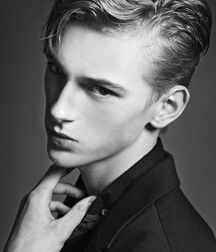 DOMINIK SADOCH - POLISH TOP MODEL 61b8213cf0c1f.jpg
