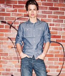 SIMON NESSMAN - CANADIAN FASHION MODEL 61bcad5344687.jpg
