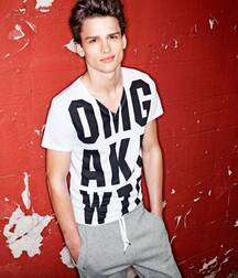 SIMON NESSMAN - CANADIAN FASHION MODEL 61bcad56b25c6.jpg