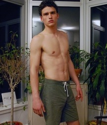 SIMON NESSMAN - CANADIAN FASHION MODEL 61bcad8675467.jpg