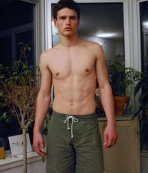 SIMON NESSMAN - CANADIAN FASHION MODEL 61bcad89f179d.jpg