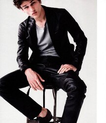SIMON NESSMAN - CANADIAN FASHION MODEL 61bcad981603f.jpeg
