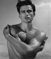 SIMON NESSMAN - CANADIAN FASHION MODEL 61bcada74cd5a.jpg
