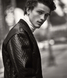 SIMON NESSMAN - CANADIAN FASHION MODEL 61bcadcf28770.png