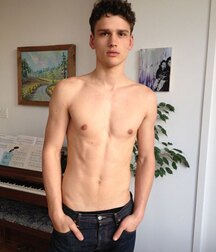 SIMON NESSMAN - CANADIAN FASHION MODEL 61bcadfac1157.jpg