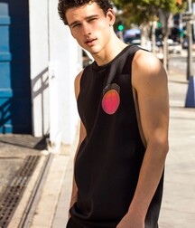 SIMON NESSMAN - CANADIAN FASHION MODEL 61bcae271d63f.jpg