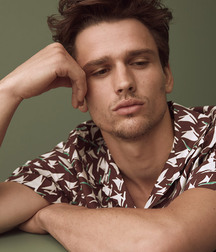 SIMON NESSMAN - CANADIAN FASHION MODEL 61bcae5487e82.jpg