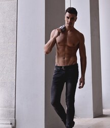 DANIEL BENJAMIN - BRAZILIAN MALE MODEL 61bd2fe28e999.jpg