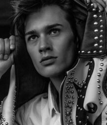 LEVI MCLEOD - TOP MODEL 61bdaad0857bf.jpg