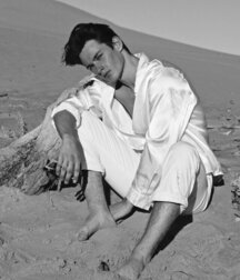 LEVI MCLEOD - TOP MODEL 61bdaaf5d0f49.jpg