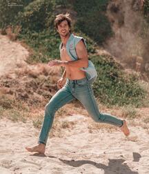 LEVI MCLEOD - TOP MODEL 61bdab1230bff.jpg