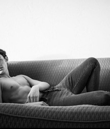 LEVI MCLEOD - TOP MODEL 61bdab38204af.jpg