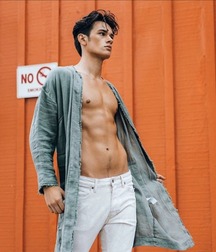 LEVI MCLEOD - TOP MODEL 61bdab4578400.jpg