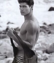 SAM WAY - UK MALE MODEL 61c9bd05d82c4.jpg