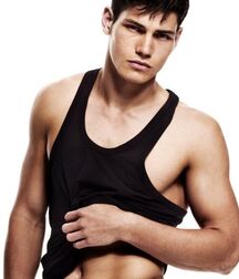SAM WAY - UK MALE MODEL 61c9bd0cb9075.jpg