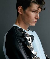 SAM WAY - UK MALE MODEL 61c9bd192dc54.jpg