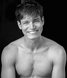 SAM WAY - UK MALE MODEL 61c9bd21c92fb.jpg