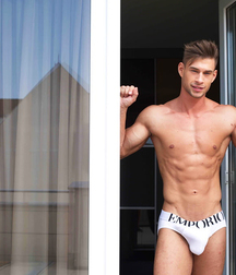 ZAC HAYNES (Aiden Kay) - Hungarian Model 61d6e9774e7a6.jpg
