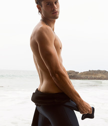 BRYCE ALAKAI DETTLOFF - AMERICAN MODEL 61e26bbfd1209.jpg