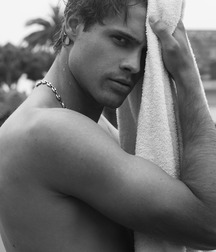 BRYCE ALAKAI DETTLOFF - AMERICAN MODEL 61e26bc7de950.jpg
