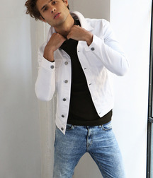BRYCE ALAKAI DETTLOFF - AMERICAN MODEL 61e26bf46dd90.jpg